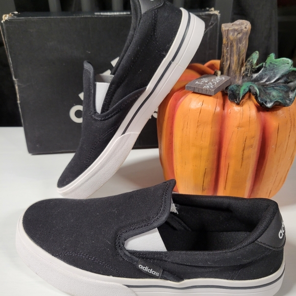 adidas Kurin Women's Slip On Shoes - Picture 8 of 11